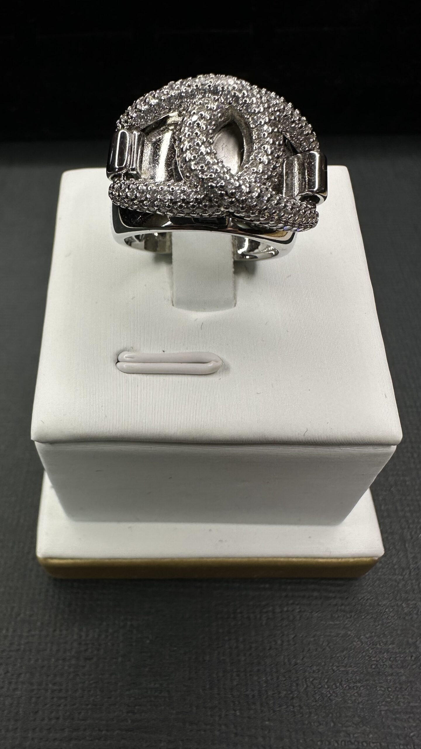 ANILLO BAÑO DE ORO BLANCO DISEÑO MARCA