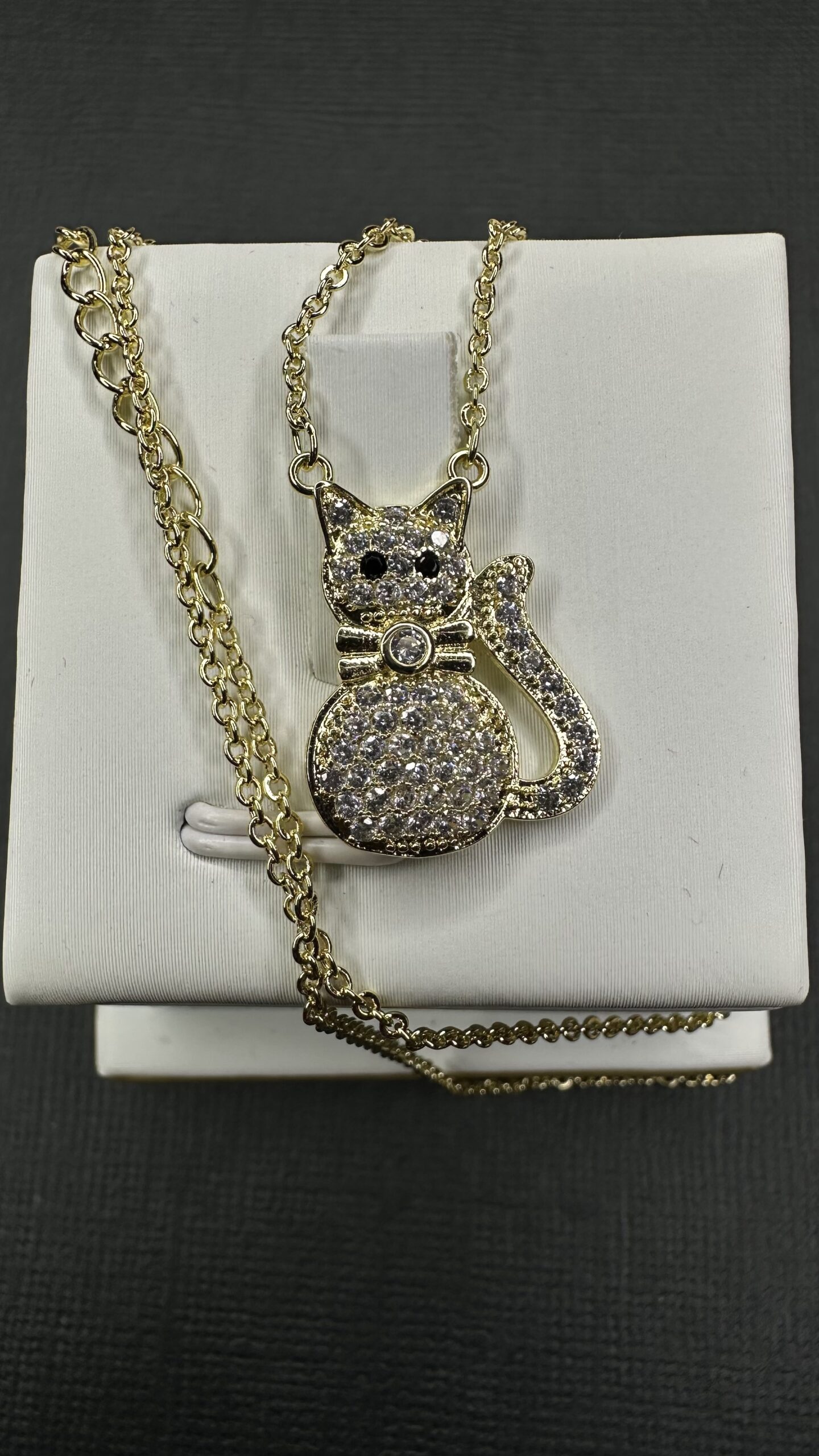 COLLAR GATITO CIRCONES