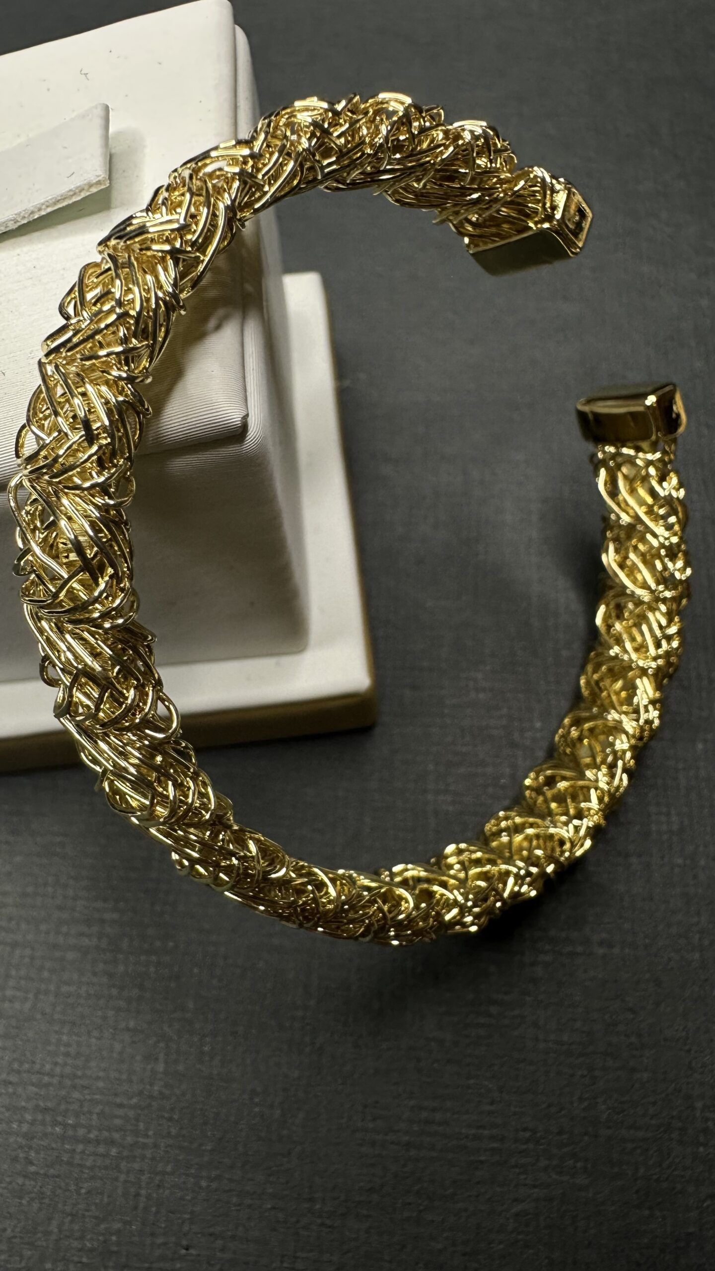 BRAZALETE NIDO